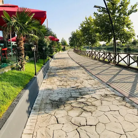 Cappuccino شقة Lezhë
